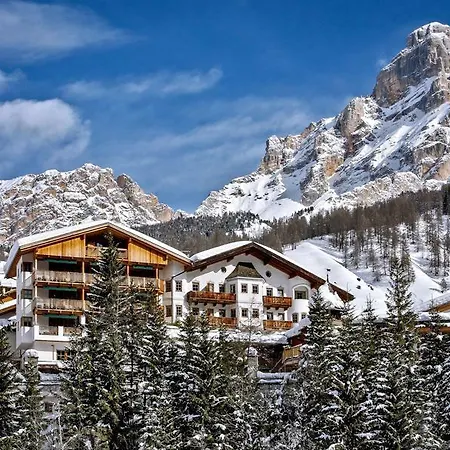 Rosa Alpina & 5* San Cassiano (Badia)